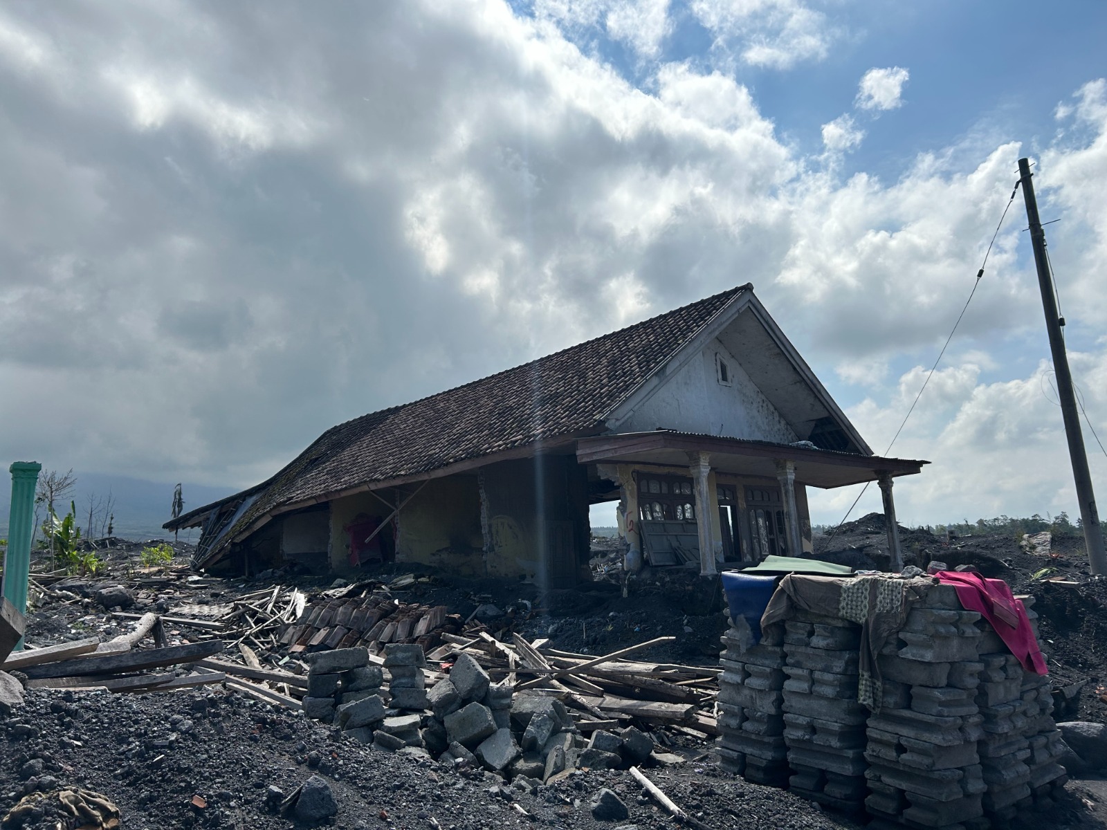Rumah Korban Erupsi Semeru 