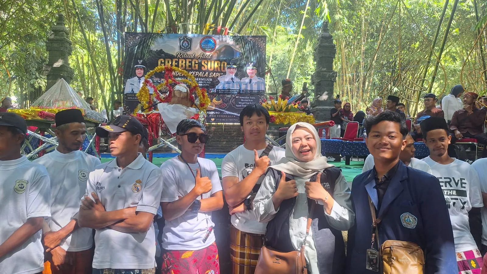 Semarak Tradisi Grebeg Suro dan Ruwat Air Hutan Bambu Sumbermujur
